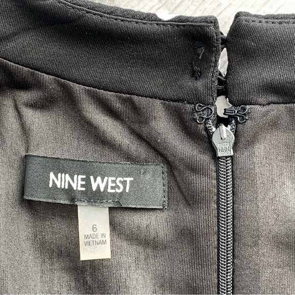 NINE WEST Women’s Black/White Polka Dot Dress Crew Neck Knee Length Flare SIZE 6 - Picture 6 of 15